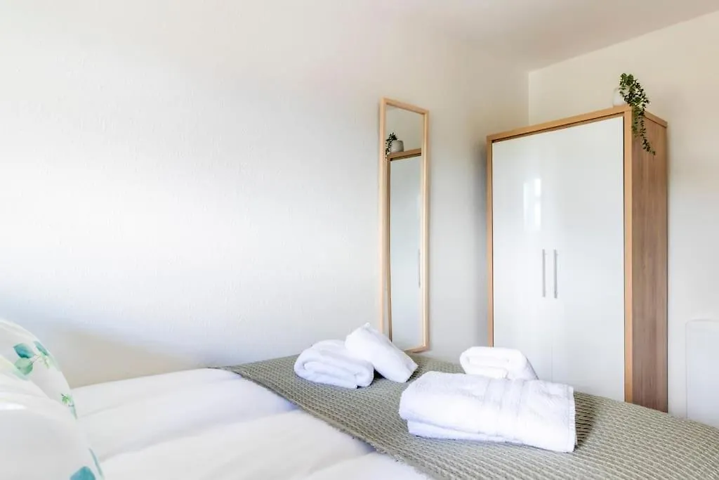Panoramic Sea View Apartment Sleeps 4-Free Parking Bournemouth United Kingdom